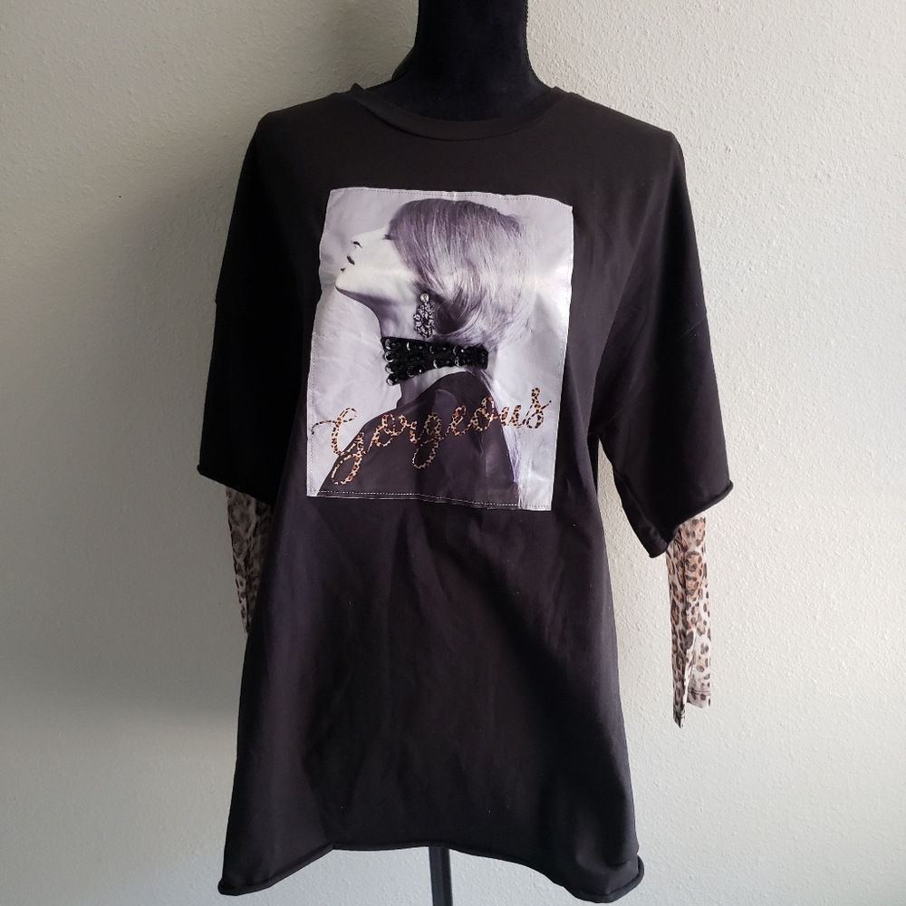 LoveJ printed black top